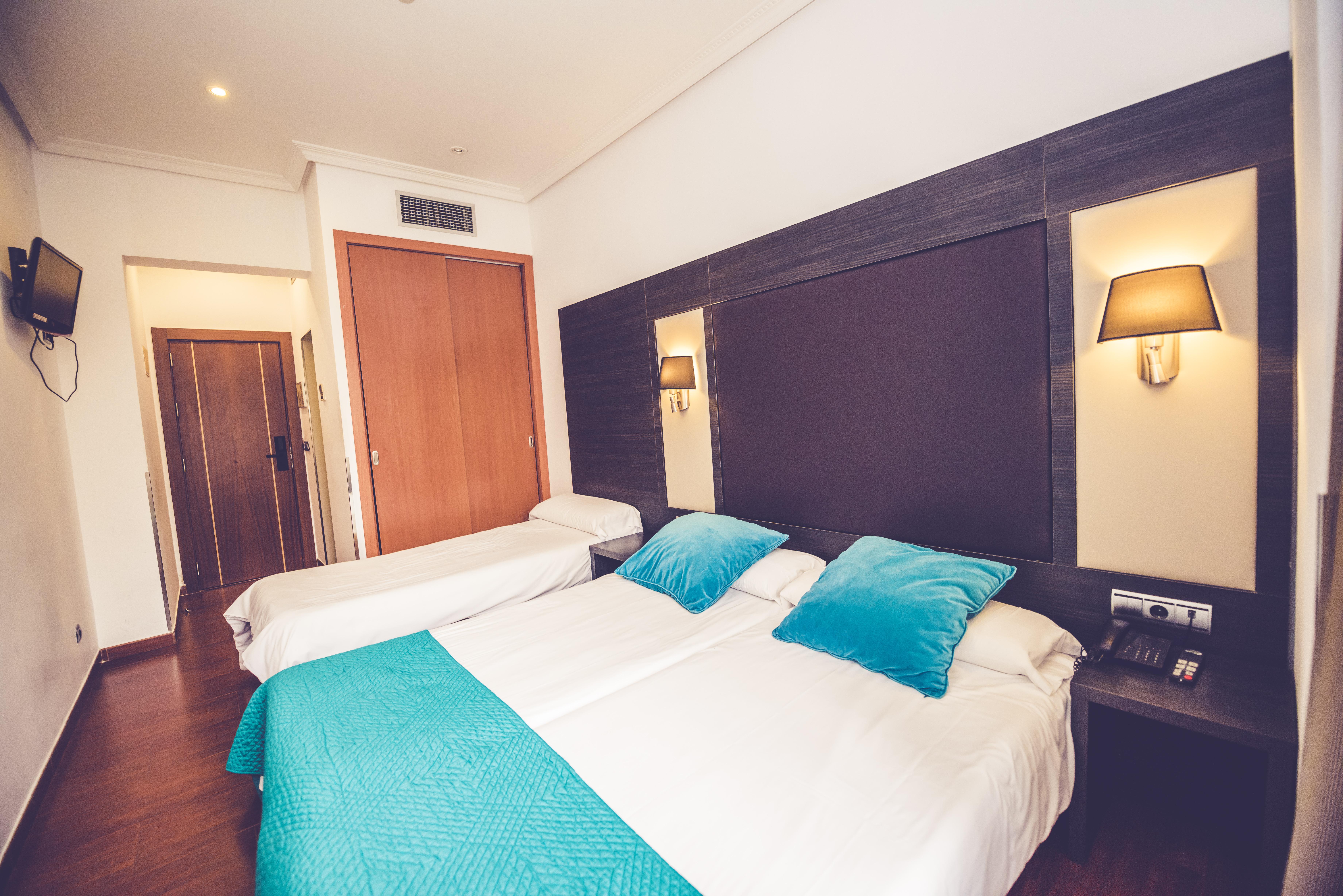 Hostal Sol Los Angeles Madrid Luaran gambar