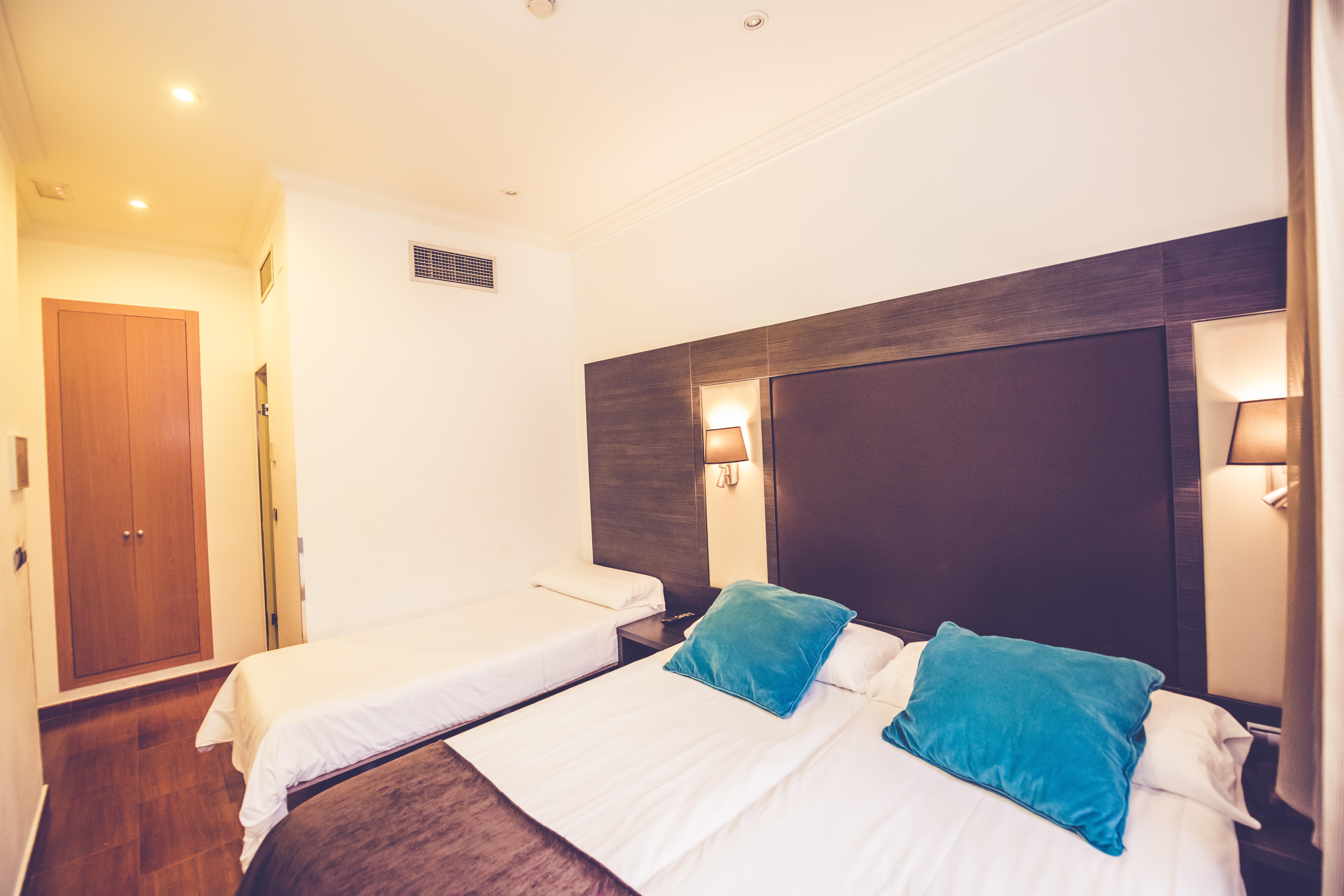 Hostal Sol Los Angeles Madrid Luaran gambar