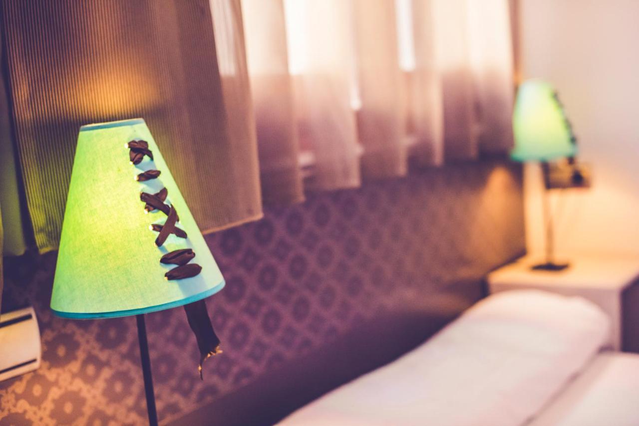 Hostal Sol Los Angeles Madrid Luaran gambar